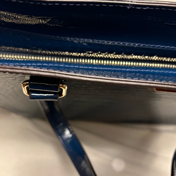 Kate Spade Crocodile skin embossed patent leather Tote - Picture 6 of 7